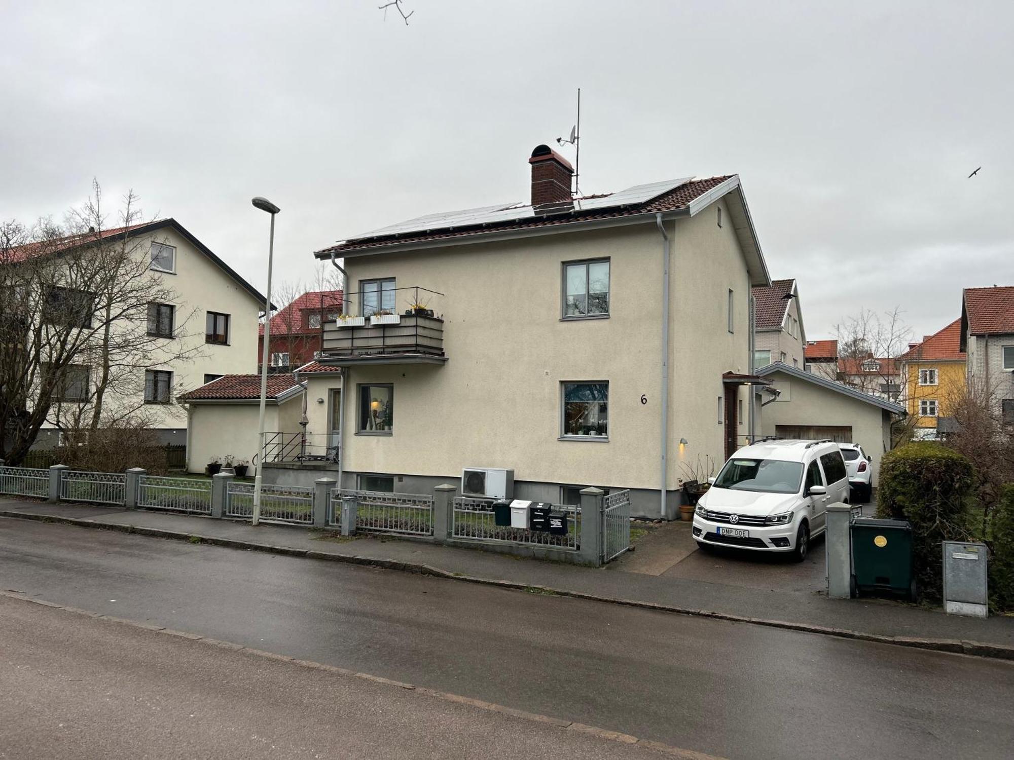 Kaellarlaegenhet Floragatan Apartment Halmstad Ngoại thất bức ảnh