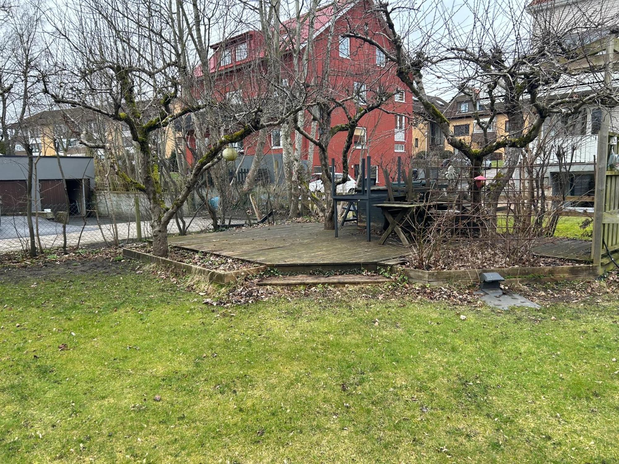 Kaellarlaegenhet Floragatan Apartment Halmstad Ngoại thất bức ảnh