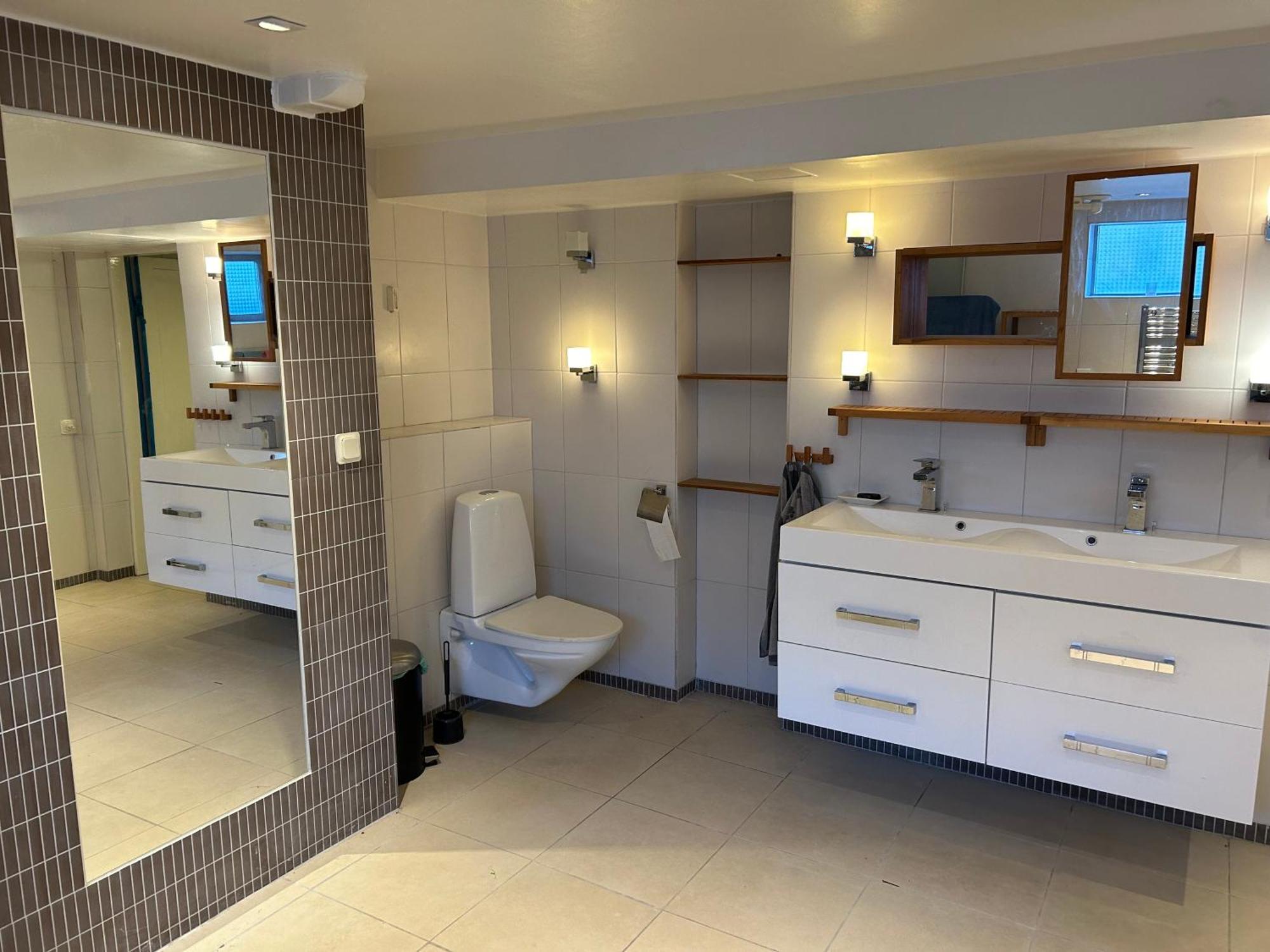 Kaellarlaegenhet Floragatan Apartment Halmstad Ngoại thất bức ảnh